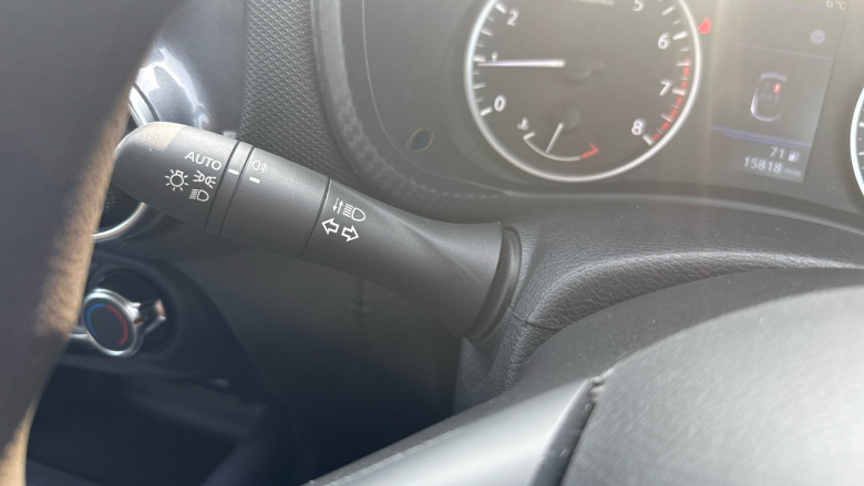 Nissan Juke 1.0 DiG-T 114 Acenta 5dr Petrol Hatchback